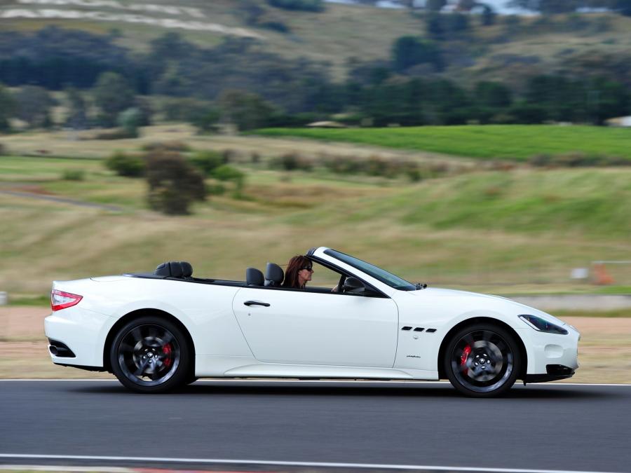  Maserati GranCabrio Sport 2011 года  (AU) (фото 15 из 18)
